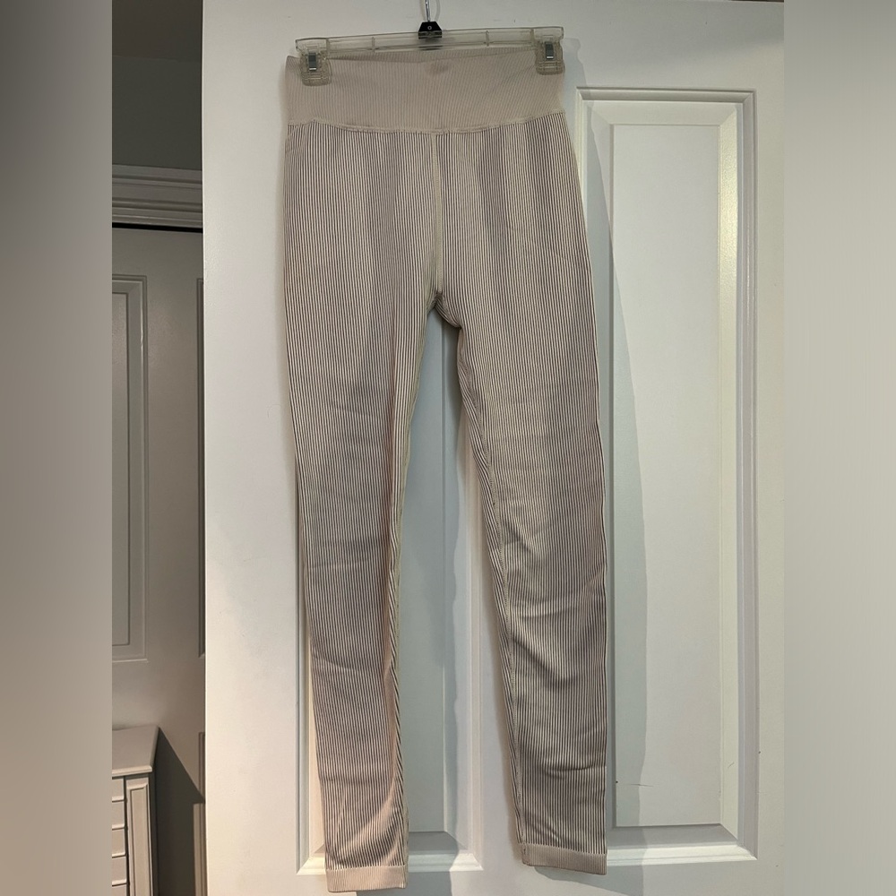 Calvin Klein Performance Cream Ribbed Leggings